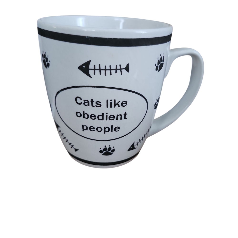 Mug Cats Like Obedient People With Paw Prints And Fish Bones